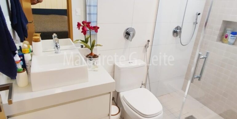 WhatsApp Image 2025-10-20 at 14.33.48 (1)